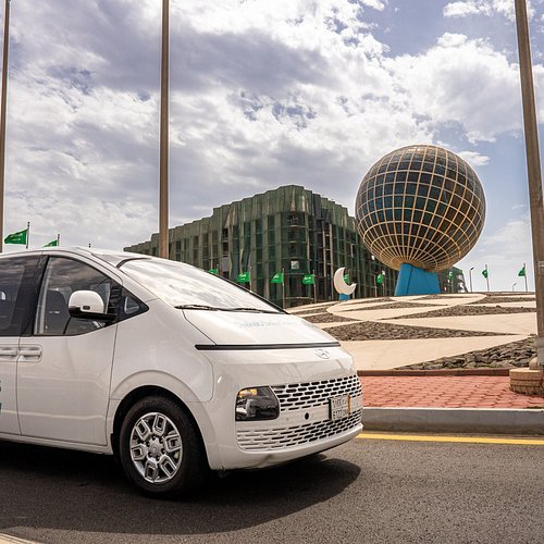 Umrah Taxi Service​